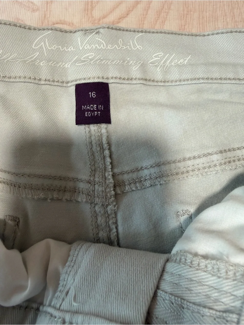 Gloria Vanderbilt nwt gloria